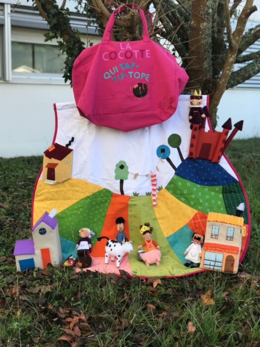 [Doudous lecteurs] Tapis lecture « la cocotte qui tape »